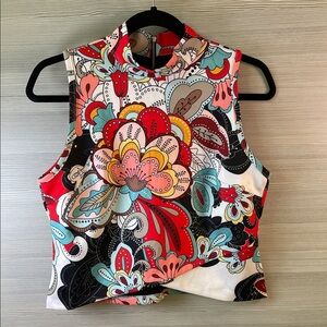 7th Avenue Design Studio Retro Pop Art Cropped Mock Neck Tank